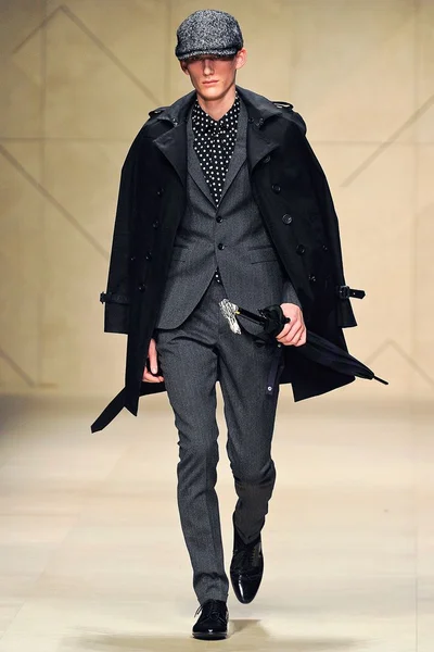 Look 1